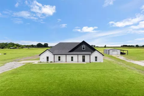 2000 Newton Rd, Ferris, TX 75125