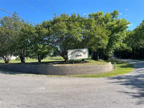 52 Quail Run Rd, Sherman, TX 75090
