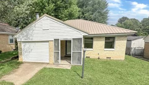 2302 N Akin St, Texarkana, TX 75501