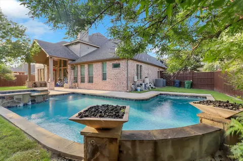 605 Royal Glen Dr, Murphy, TX 75094