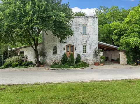 401 E Avenue A, Valley Mills, TX 76689