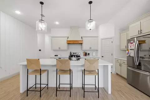 924 Rodgers Ave, Godley, TX 76044