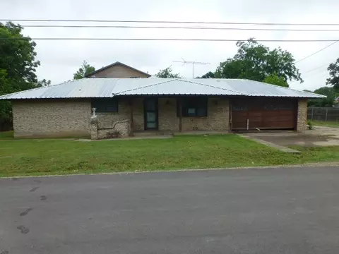 619 N Avenue A, Springtown, TX 76082