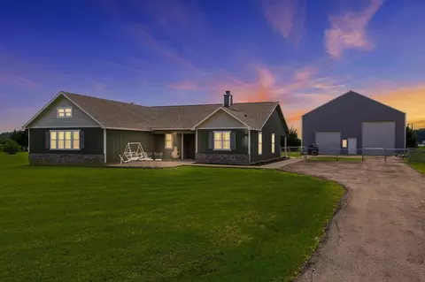 110 Highview Rd, Ennis, TX 75119