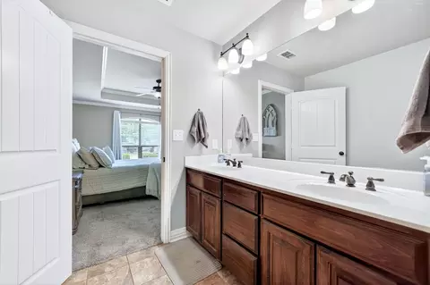 Entry Way - 220 Ebony Pl, Van, TX 75790 photo 1 of 2