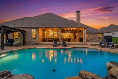 Exterior - 188 Bearclaw Cir, Aledo, TX 76008 photo 6 of 10