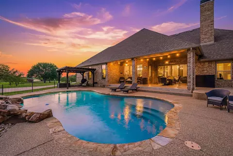 Exterior - 188 Bearclaw Cir, Aledo, TX 76008 photo 7 of 10