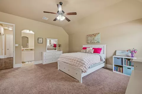 Bedroom - 188 Bearclaw Cir, Aledo, TX 76008 photo 5 of 5