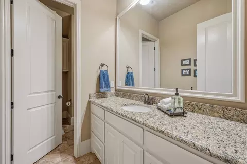 Bath - 188 Bearclaw Cir, Aledo, TX 76008 photo 3 of 5