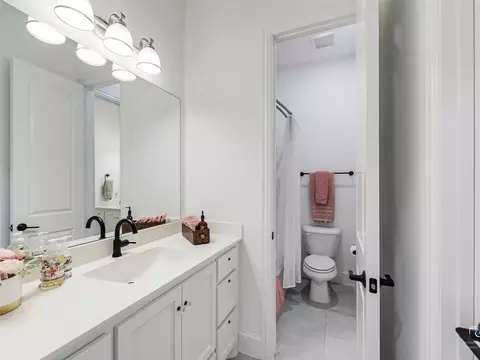 Bath - 3900 Pepper Grass Ln, Prosper, TX 75078 photo 6 of 6
