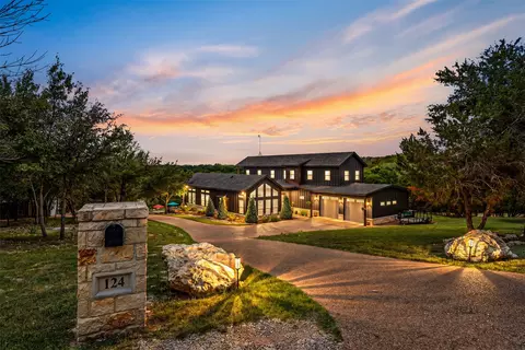 124 Bluffview Cir, China Spring, TX 76633