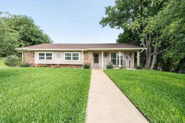 9509 Stony Point Dr, Woodway, TX 76712