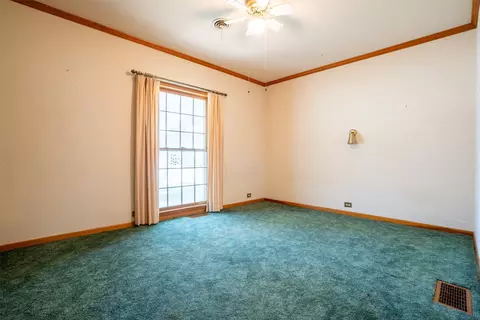 Bedroom - 908 W Barnes Ave, Comanche, TX 76442 photo 2 of 7