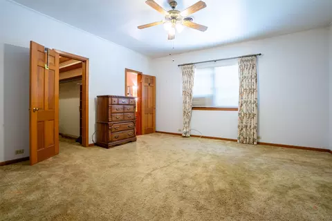 Bedroom - 908 W Barnes Ave, Comanche, TX 76442 photo 6 of 7