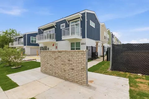 2925 Spruce Valley Ln #404, Dallas, TX 75233