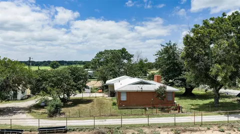 716 County Road 4757, Boyd, TX 76023