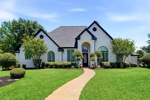 801 Ridgedale Ct, Southlake, TX 76092