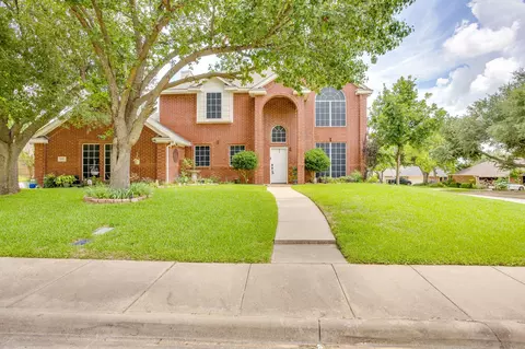 435 Arbor Lawn Dr, Burleson, TX 76028