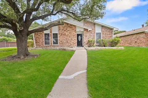 3709 Red Oak Dr, Garland, TX 75043