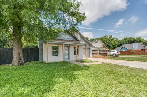 1221 Hilburn Ct, Irving, TX 75060