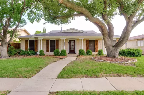 5033 Stanley Dr, The Colony, TX 75056