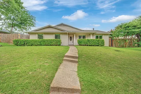 1616 Choctaw Dr, Mesquite, TX 75149