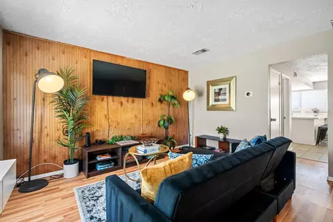 14 W Townhouse Ln #34, Grand Prairie, TX 75052