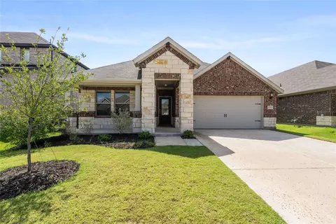 3712 Canyon Dr, Farmersville, TX 75442
