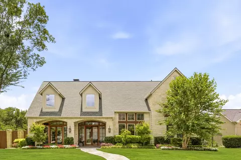 4928 Holly Tree Dr, Dallas, TX 75287