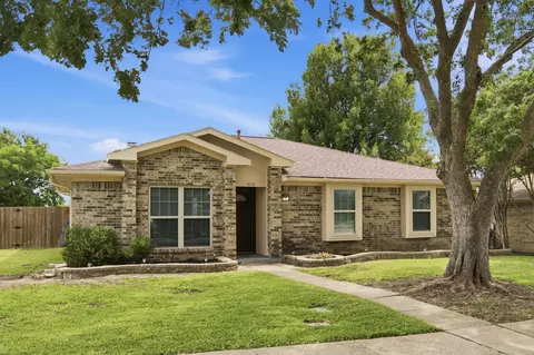 1830 Tiburon Bnd, Lewisville, TX 75067