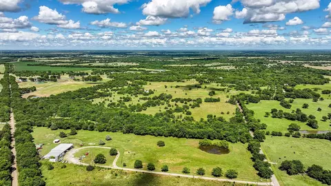 5 County Road 1104, Celeste, TX 75423 photo 12