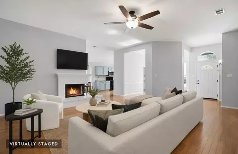 2074 Briarcliff Rd, Lewisville, TX 75067