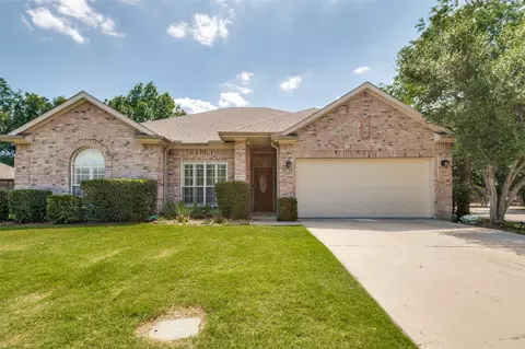 10113 Carano Ct, Irving, TX 75063