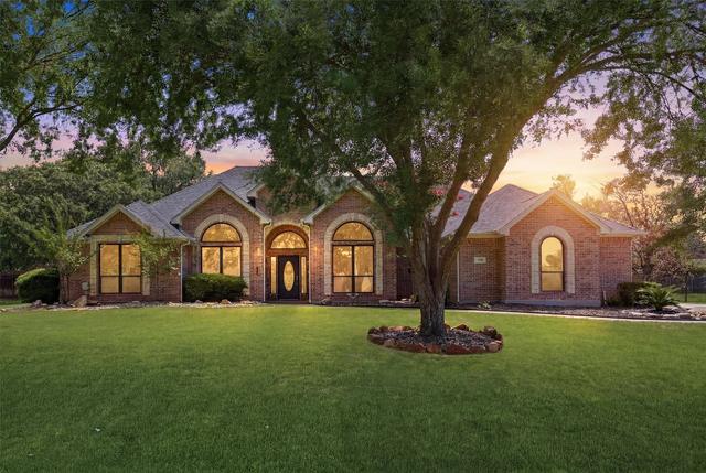 3236 Golden Oaks Cir, Granbury, TX 76049