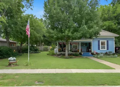 1309 N Austin St, Denton, TX 76201