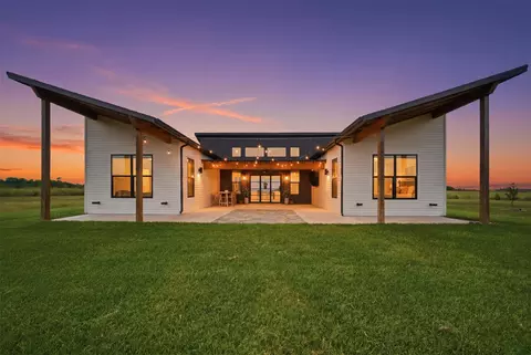 3240 Fm 55, Waxahachie, TX 75165