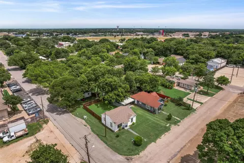 203 Wilson St, Cedar Hill, TX 75104