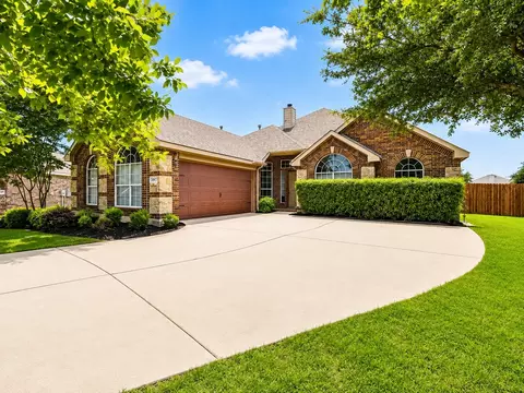 5441 Threshing Dr, Fort Worth, TX 76179
