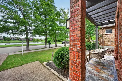 8136 Black Ash Dr, Fort Worth, TX 76131