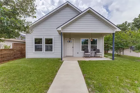 2000 Langston St, Fort Worth, TX 76105