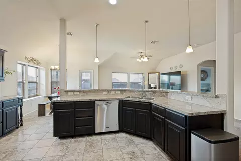 3920 Bonita Springs Dr, Fort Worth, TX 76123