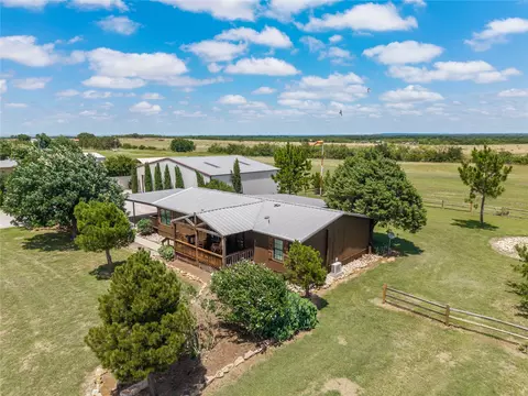 5450 Price Ln, Early, TX 76802