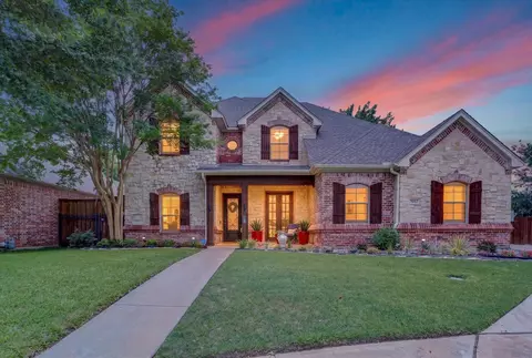 7017 Cherrybark Ln, North Richland Hills, TX 76182
