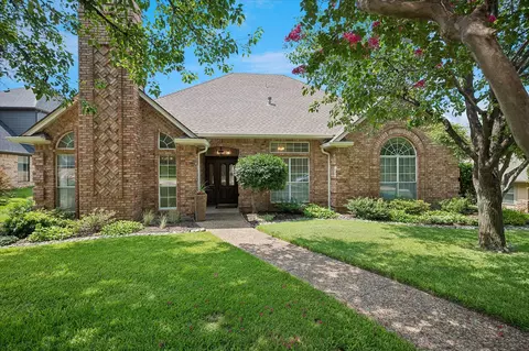 711 Meadowlark Ln, Coppell, TX 75019