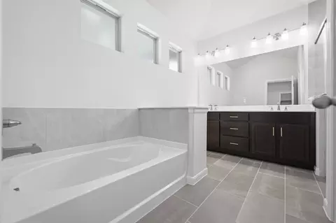 Bath - 1908 Sangallo Ln, Celina, TX 75009 photo 4 of 5