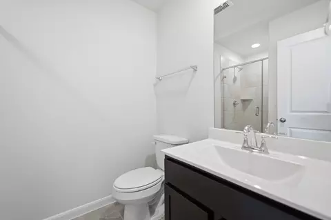 Bath - 1908 Sangallo Ln, Celina, TX 75009 photo 2 of 5