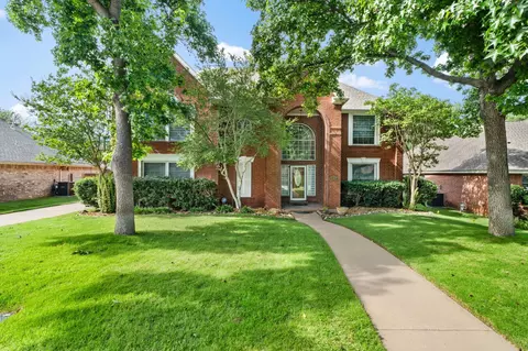 617 Highland Meadows Dr, Highland Village, TX 75077