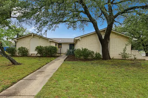 901 Rambler Dr, Waco, TX 76710