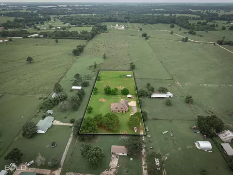 1295 Caplis Sligo Rd, Bossier City, LA 71112