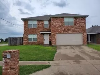 2701 Maegen Cir, Fort Worth, TX 76112